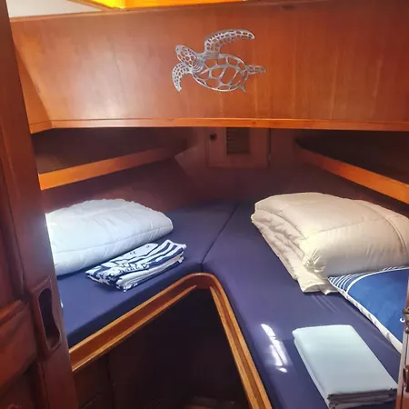 Nuit De Quiétude Sur L'eau Hotel en barco